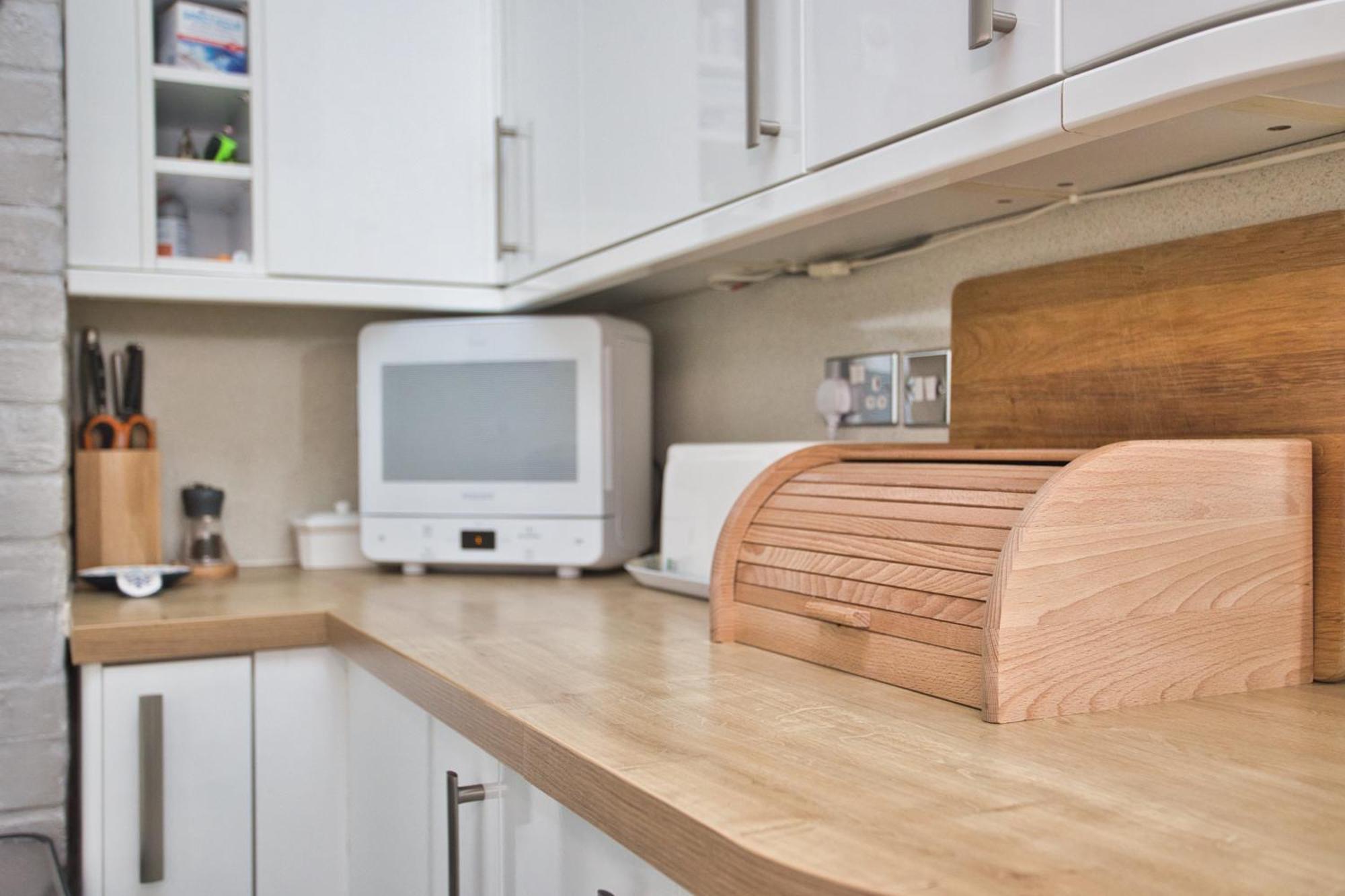 Spacious Seaside Escape In The Heart Of Deal, 4 Mins From The Beach Esterno foto